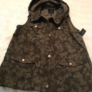 Lemon tart military women’s vest.